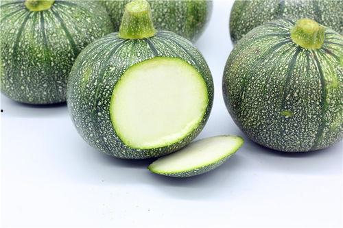 看看吃瓜的图片,揭秘网络热议背后的众生相